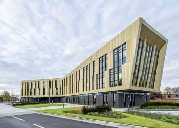 EXCLUSIVE Inside Britain’s ‘Frankenstein’ lab: MailOnline goes behind-the-scenes to see how scientists can 3D-print BODY PARTS