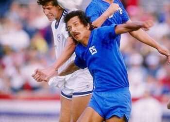 Heading the ball in soccer linked to rapid decline in brain function, new study using MRIs shows