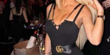 All I want for Christmas is YOUTH! Couples (and even parents) are gifting PLASTIC SURGERIES to their loved ones in record numbers this year – with Botox and filler the most popular presents