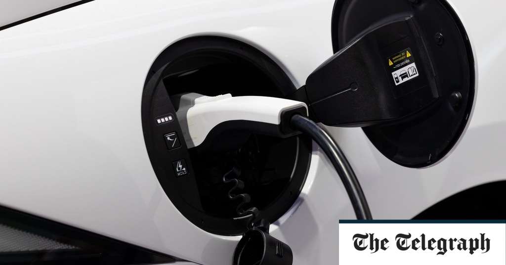 Cambridge professor raises £50m for 5-minute electric car charging