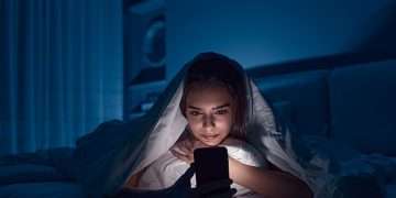 Apple’s two official tips that can DOUBLE your phone’s battery life