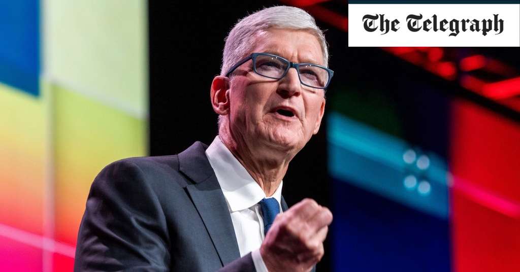 Tim Cook warns of privacy ’emergency’ in attack on social media and search engines