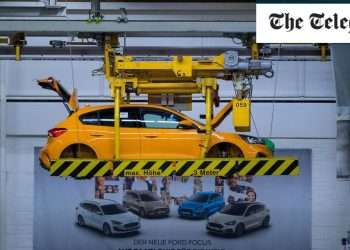 Car giant Ford to axe 2,700 German jobs