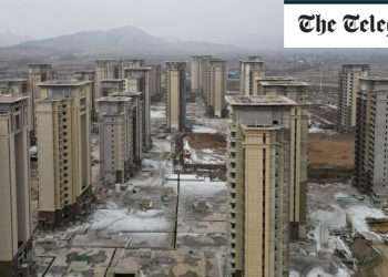 China property crisis deepens as Moody’s withdraws credit ratings