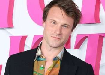 Wicked Little Letters’ Hugh Skinner gets candid about dealing with trolls | Films | Entertainment