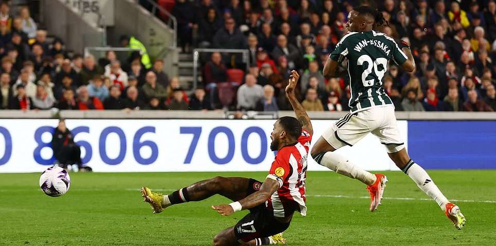 Brentford 1-1 Man United – Premier League: Live score, team news and updates as Ajer responds to Mount’s stoppage-time strike to level in dramatic finish