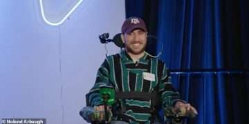 How a drunk dial from a friend led to paralyzed man becoming Neuralink’s patient zero – five months later he was playing chess with his mind