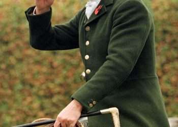 King Charles’s longtime friend and renowned huntsman Ian Farquhar dies at the age of 78 at the monarch’s Highgrove estate where he lived