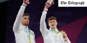 English partnership Matty Lee and Noah Williams win synchronised diving gold at Commonwealth Games