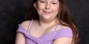 England Lionesses to pay tribute to ‘happy-go-lucky’ girl, 10, who was killed in a mudslide on a school trip when they play France on Friday