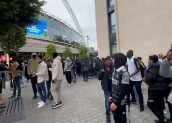 Fans rush Wembley Stadium ahead of Champions League clash between Real Madrid and Borussia Dortmund