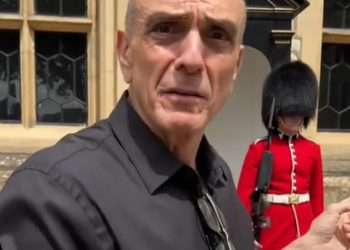 The Simpsons’ Hank Azaria shares hilarious clip of him attempting to make a King’s Guard laugh by doing impersonations of his famous characters including Chief Wiggum and Moe