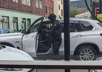 ‘Major police incident’ is declared as a man is arrested for ‘firing arrows into the street from a home using a longbow weapon’