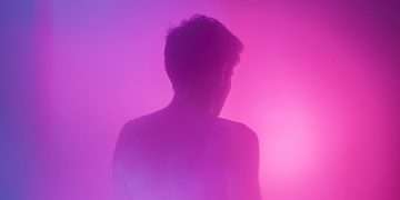 Man with extremely rare and bizarre condition sees pink every time he orgasms