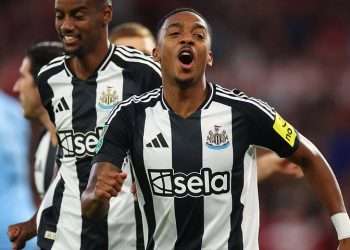 Nottingham Forest 0-1 Newcastle – Carabao Cup: Live score, team news and updates as Joe Willock scores after just 18 seconds with EIGHT Premier League teams in action
