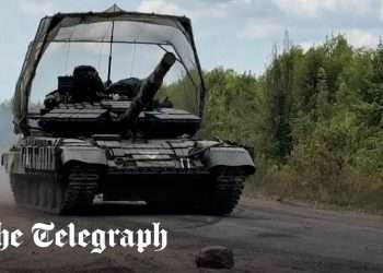 Rouble plunges after Ukraine takes Russian territory