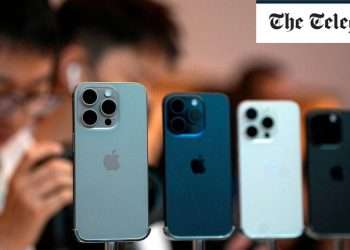 Sales of iPhone fall to three-year low as Apple’s popularity drops in China