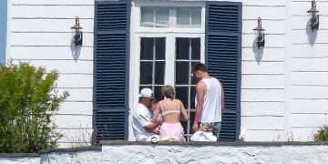 Taylor Swift and Travis Kelce soak up last weeks of summer before NFL season by shacking up at her $17M Rhode Island mansion