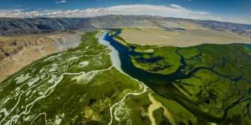 ‘It’s Hawaii, Iceland and Canada all in one’: Photographer’s eye-opening images and videos of Mongolia show why Lonely Planet named it the world’s best country to visit in 2024