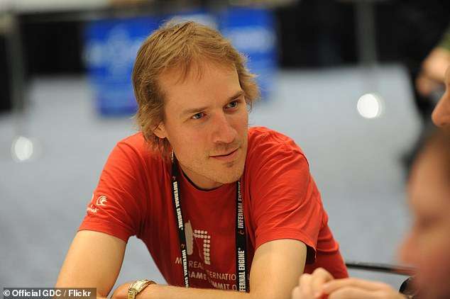 Treasure hunters close in on 10-ounce, 24-karat gold statue valued at $26,000 as map shows potential location