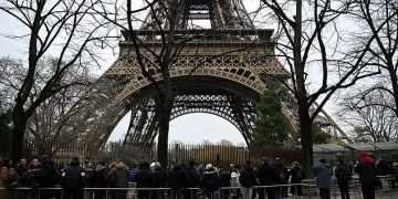 Eiffel Tower forced to close and tourists evacuated after an incident at the famous Paris attraction
