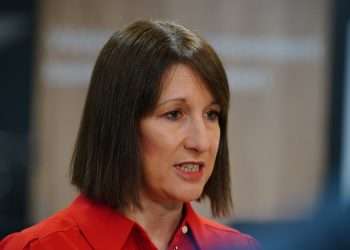 What is a recession? UK narrowly avoids one despite flatlining economy