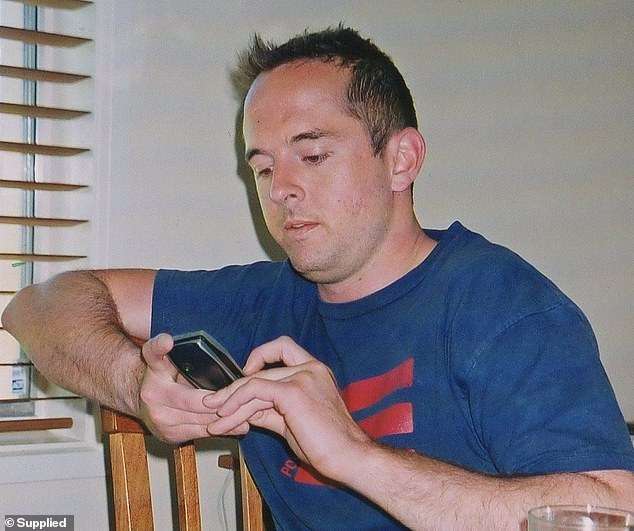 After my friend did the unthinkable on antidepressants, I knew I had to quit. Here’s how I weaned off them for good without side effects – and the simple drug-free changes that helped me get my life back