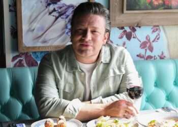 Jamie Oliver’s sausage and mash pie recipe is the ultimate comfort food