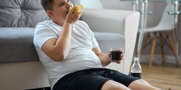Obese people can pass down deadly health risk to their children, study finds