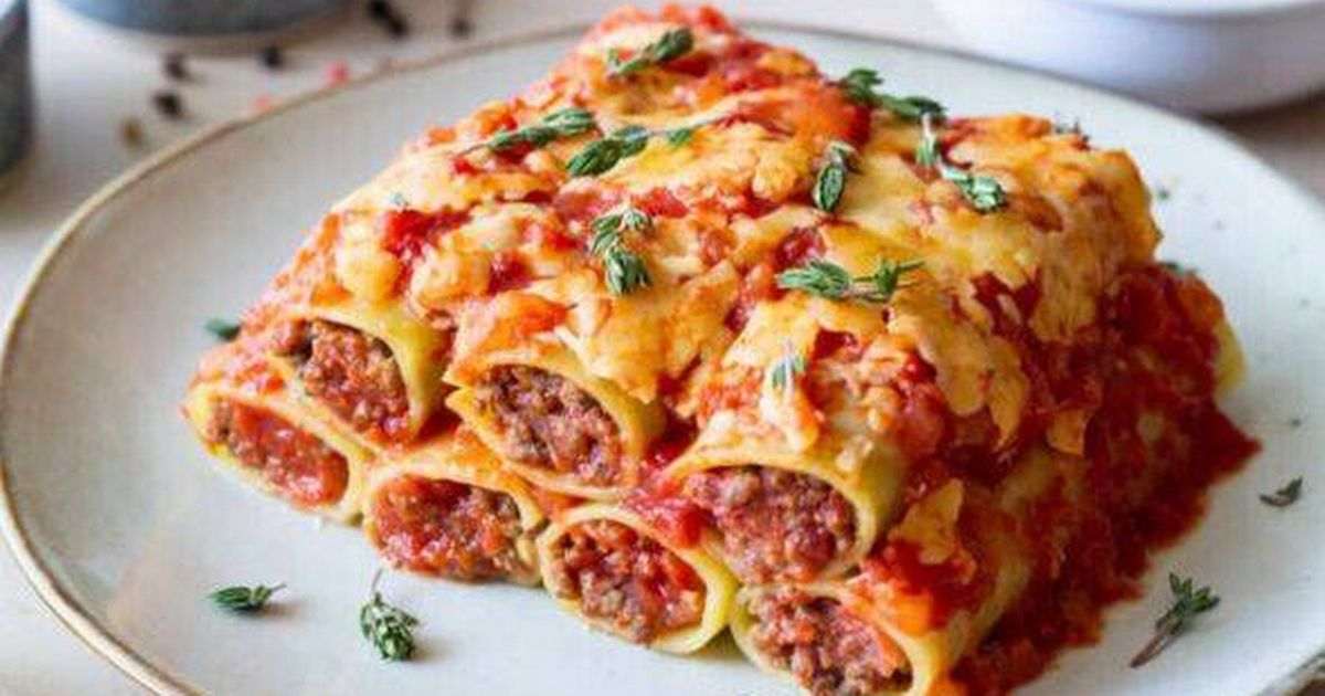 Mary Berry’s ‘crispy’ lasagne rolls are the perfect comfort food dinner recipe
