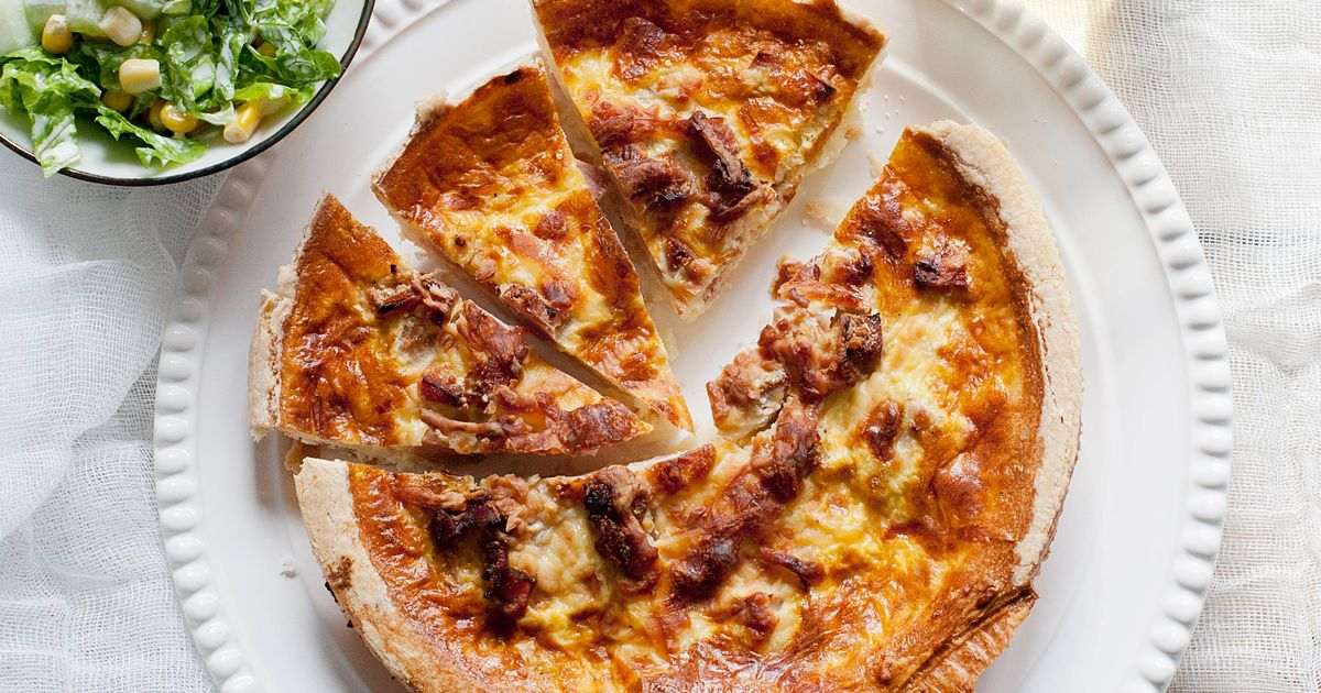 Mary Berry’s homemade quiche recipe is perfect to make for a summer picnic