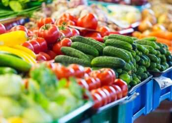 Woman overhears ‘life-changing’ fresh fruit hack from supermarket employee