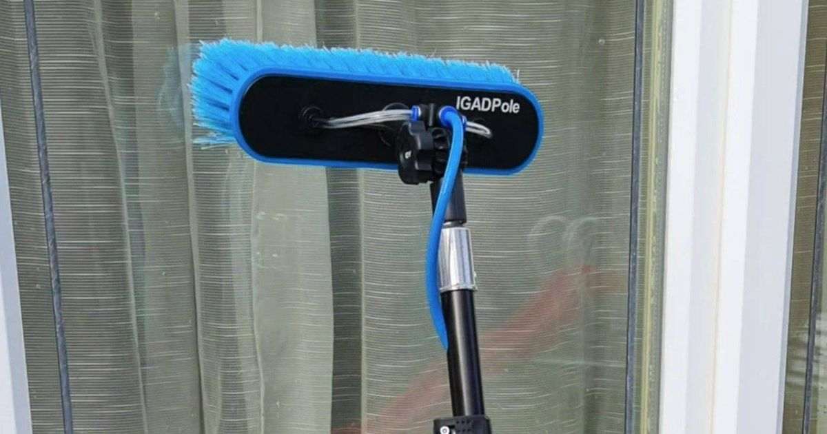 Amazon’s ‘sturdy and lightweight’ window cleaner ‘pays for itself after one use’