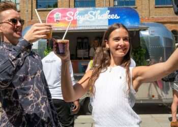 Health-conscious Brits missing out on social occasions to stick to diets