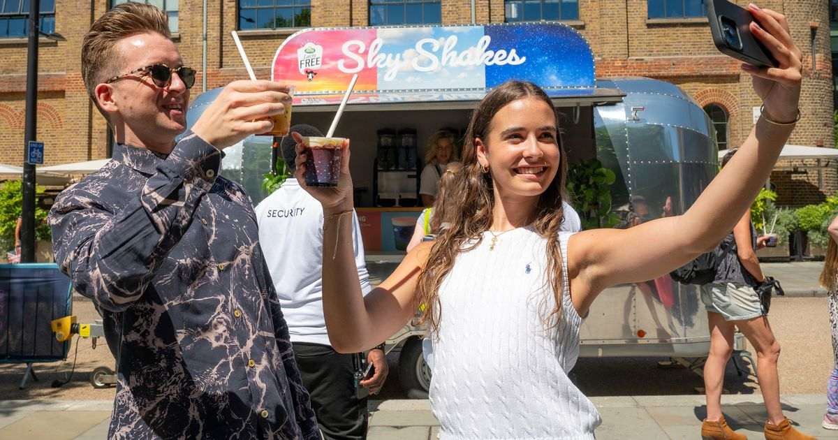 Health-conscious Brits missing out on social occasions to stick to diets