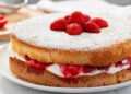 Mary Berry’s ‘tasty’ Victoria sponge recipe is so ‘easy’ to make with six ingredients