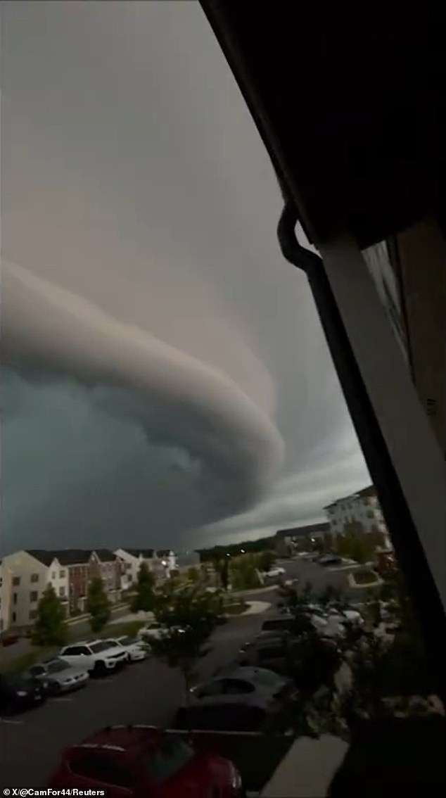 Ominous ‘Doomsday cloud’ shrouds Maryland in darkness amid storm warnings