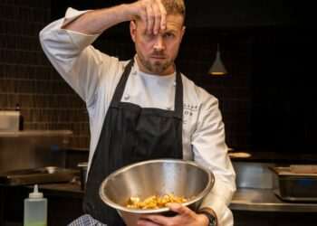 Top Michelin chefs reinvent ‘lunch al desko’ with gourmet feasts for just £3