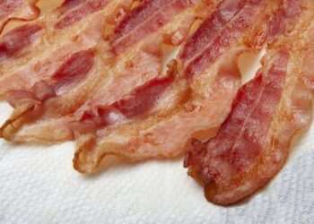 Bacon will be perfectly crisp if you ditch frying pan for 3-minute cooking method
