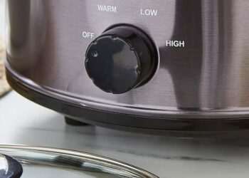 ‘Convenient’ Dunelm slow cooker with perfect five star rating just £12 in sale