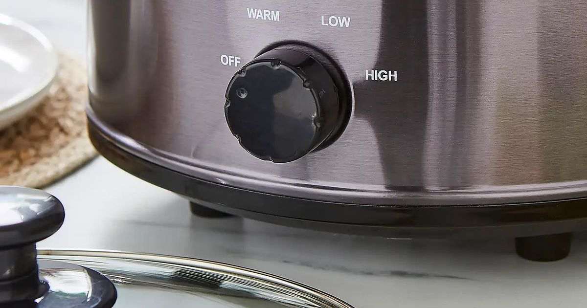 ‘Convenient’ Dunelm slow cooker with perfect five star rating just £12 in sale