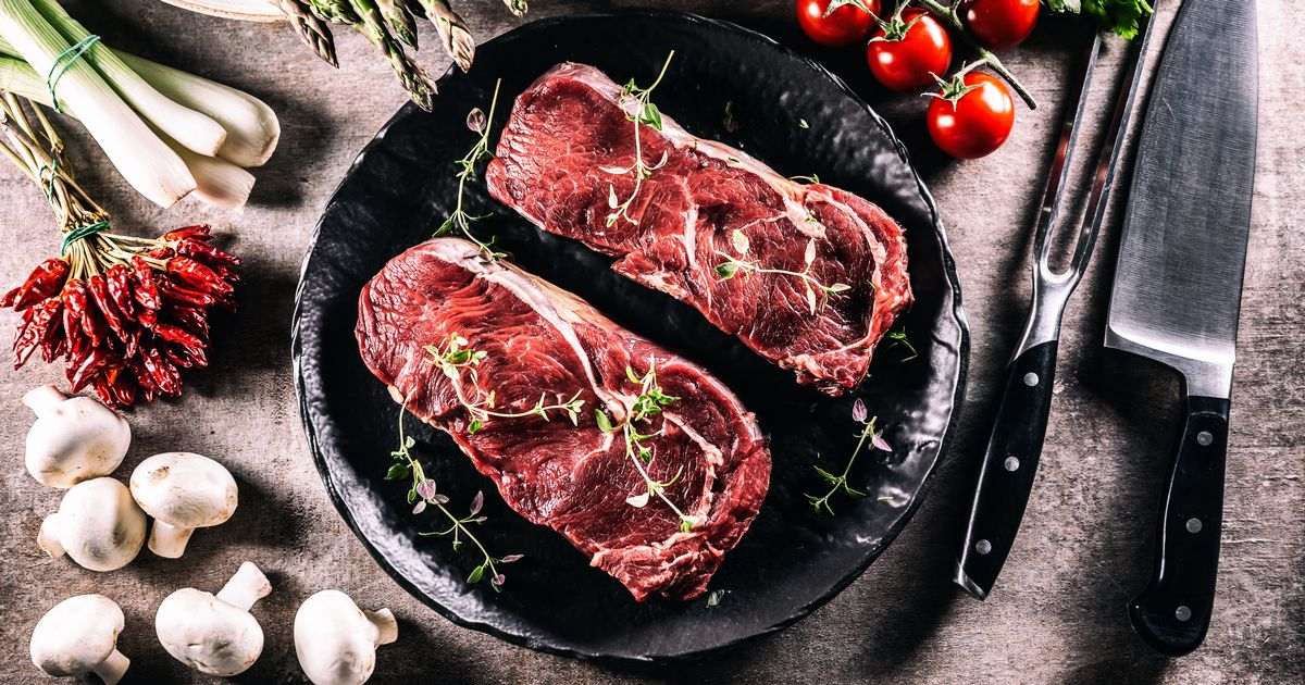 Man visits Tesco and can’t get over price of two sirloin steaks
