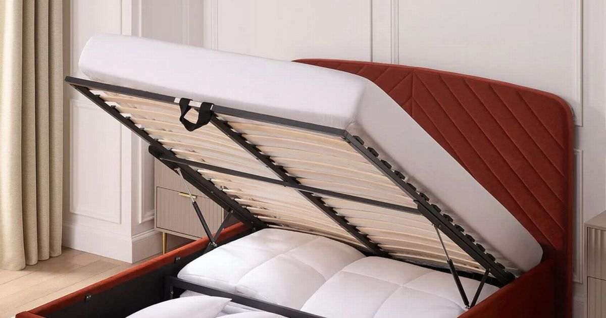 ‘Beautiful and sturdy’ Ottoman Storage Bed with ‘so much space’ down by over £100 in Dusk sale