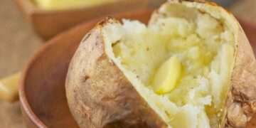 Get ‘tastier and crispier’ roast potatoes with one simple ingredient that’s ‘a must’