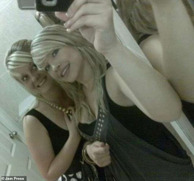 Teenage girl faced with leg amputation after doctors dismissed rare cancer tumour as ‘muscle ache’