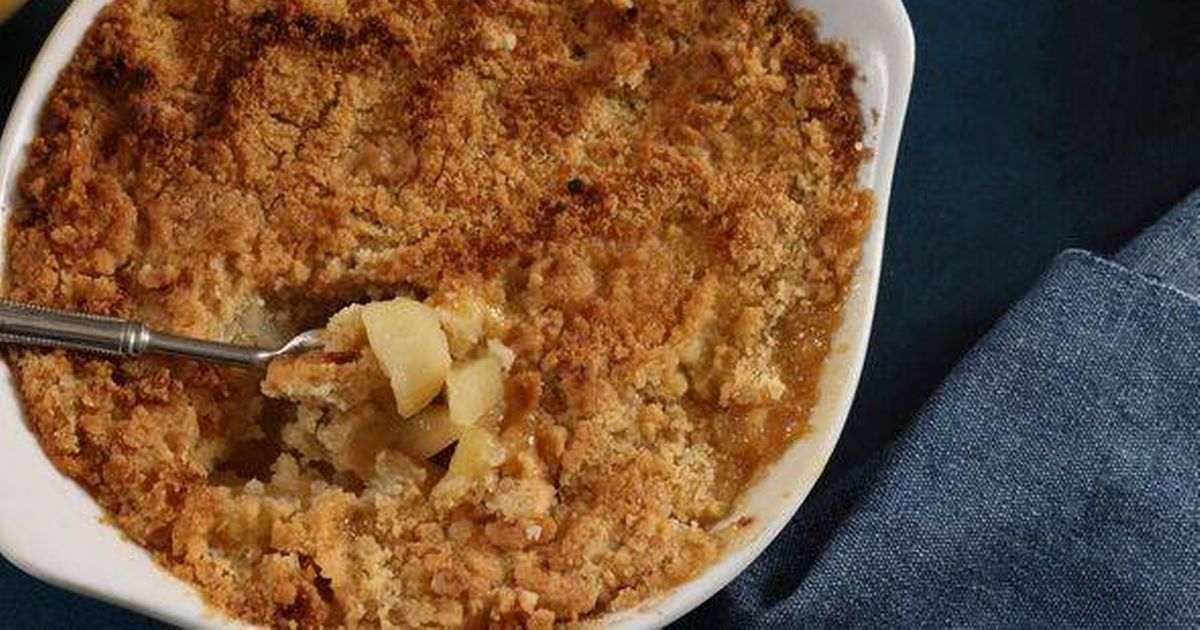 Mary Berry’s ‘classic’ apple crumble recipe is the ‘best’ you’ll ever taste – just 6 ingredients