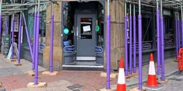 Sad fans reminisce after beloved dessert shop closes its doors after four short years in UK