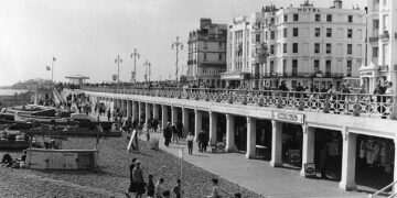 James Bond actor Steven Berkoff explains why he still holidays in Brighton – despite it being ‘tatty’