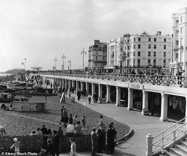 James Bond actor Steven Berkoff explains why he still holidays in Brighton – despite it being ‘tatty’