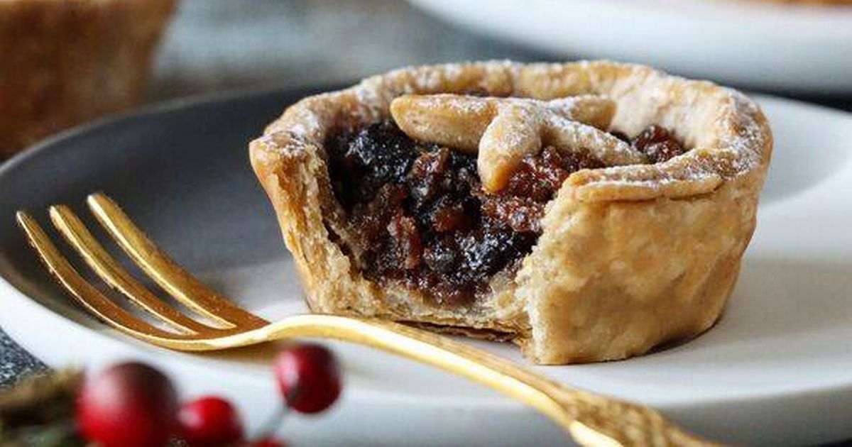 Air fryer mince pies bake in just 12 minutes and are ‘delicious warm or cold’